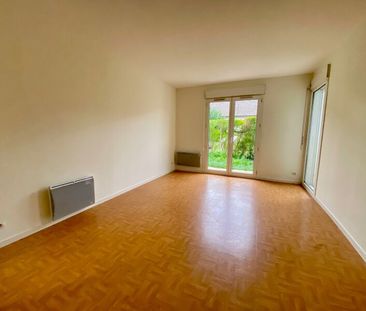 Location Appartement 2 pièces 42m² FLEURY LES AUBRAIS 45400 - Photo 1
