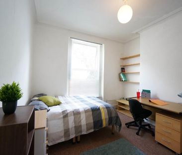 3 Bryn Teg Terrace - Photo 2