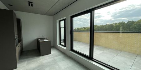 Appartement te huur in Antwerpen voor € 1.295 met 2 slaapkamers - Foto 3