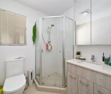 Town house - Dakabin (New) Unit 88 - Photo 3