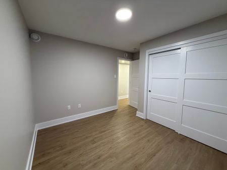 115-117-119 Springfield - Photo 2