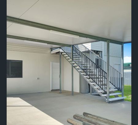 217 Ireland Street, Oonoonba, Qld 4811 - Photo 4