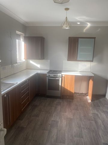 13 Premier Road, Sunderland - Photo 5