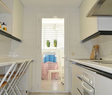 Apartment in Puerto Banús, Costa del Sol - Photo 2