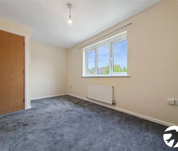 2 bedroom end of terrace house to rent - Photo 3