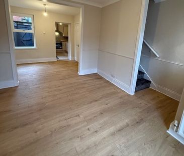 23 Parkgate Parade, Sydenham , BELFAST, BT4 1ET - Photo 1