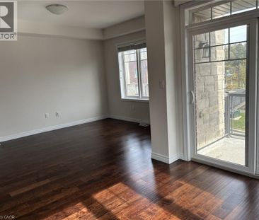 1169 GARNER Road E Unit# 18, Ancaster, Ontario, L9G0G8 - Photo 2