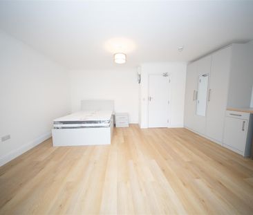 Bath Road, Hounslow - Photo 4