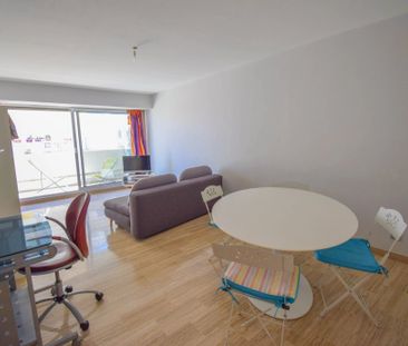 Location Appartement 2 pièces 53m² NICE 06100 - Photo 3