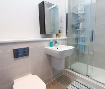 2 bedroom apartment to rent - Photo 6