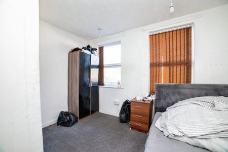 GeorgeStreet, MANSFIELD - Photo 3