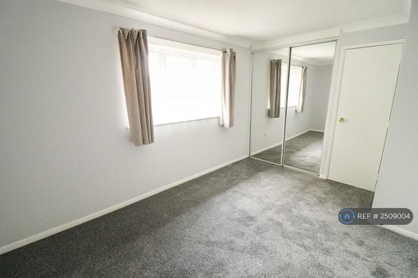 1 bedroom end of terrace house to rent - Photo 1