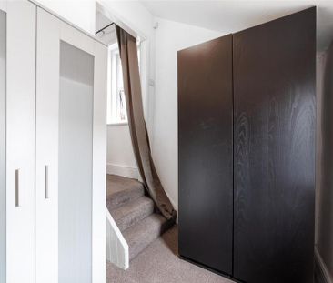 4 bedroom terraced house to rent - Photo 2