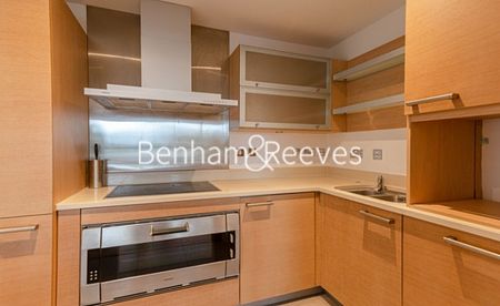 2 Bedroom flat to rent in Fountain House, The Boulevard, SW6 - Photo 5