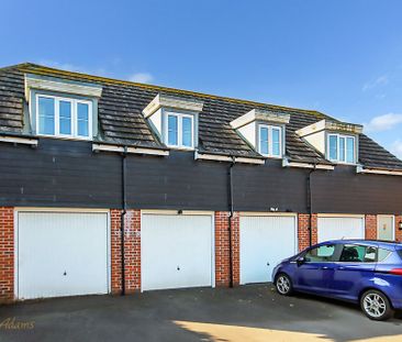 2 bed coach house to rent in Station Road, Angmering, BN16 - Photo 1
