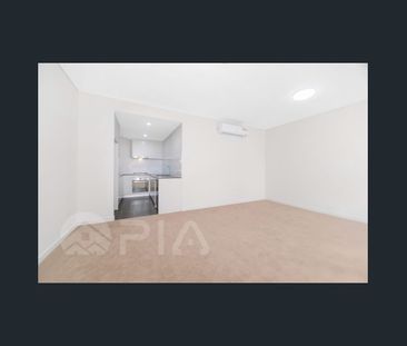 Modern 2 bedroom apartment close to amenities for lease - Photo 6