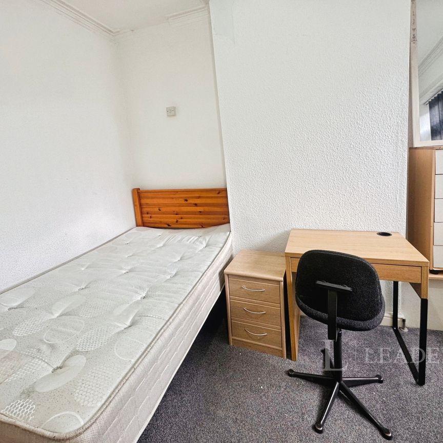 1 bedroom terraced to rent Room 1 Hubert Road, B29 - Photo 1