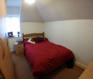 2 bedroom flat to rent - Photo 6