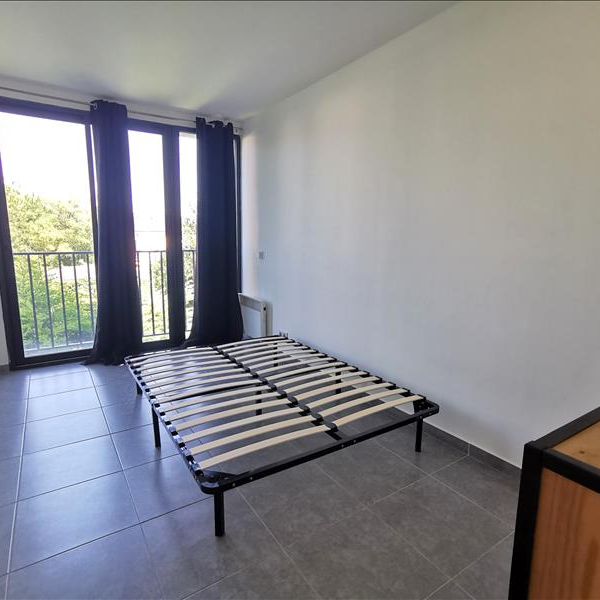 3 pièces - Meublé - 65,37 m² - 1er étage - Colocation non autorisée - Photo 1