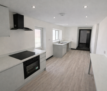 1 bedroom flat to rent - Photo 4