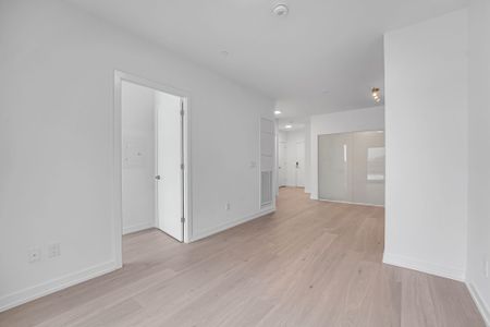 For Lease - 2501 Saw Whet Boulevard Unit# 623, Oakville, Ontario - Photo 2