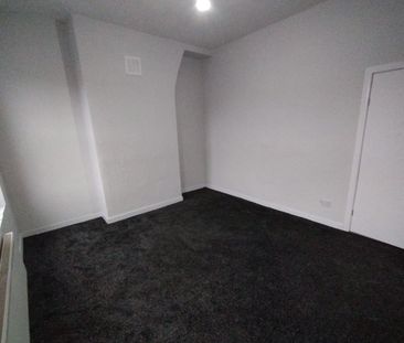 3 Bed Terraced House, David St, L8 - Photo 4
