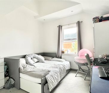 1 bedroom in London Road, Reading - Photo 2