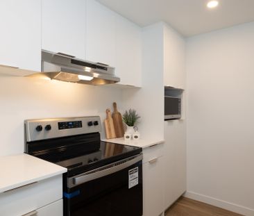 5250 Boul. Henri-Bourassa O., apt. 215 - Photo 1