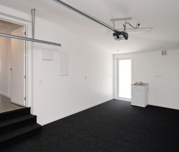 Summer Waves Await - Photo 6