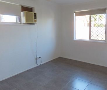 LOWSET DUPLEX WITHIN WALKING DISTANCE TO BEACH - Photo 5