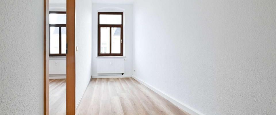 Attraktive 3-Zimmer-Wohnung in Hohenstein-Ernstthal – frisch renoviert und mit Stellplatz! - Foto 1