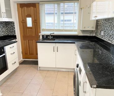 3 bedroom detached house to rent - Photo 5