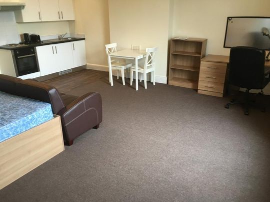 1 bedroom apartment to rent - Photo 1