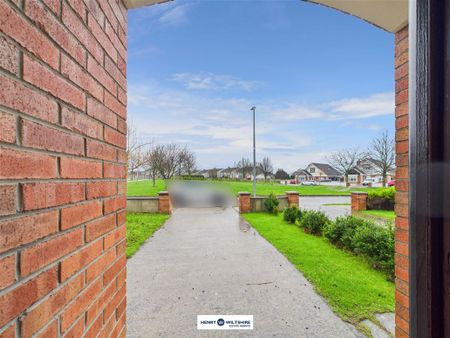 Semi-Detached to Rent: 51 The Park, Newbridge, Kildare - Photo 4
