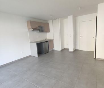 Location Appartement 2 pièces 40m² MONDONVILLE 31700 - Photo 3