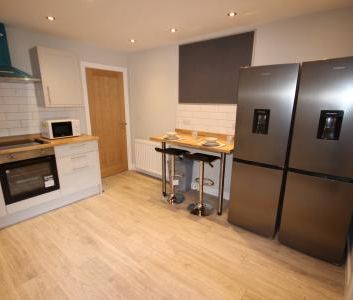 Wyggeston Street, Burton upon Trent, DE13 - Photo 5