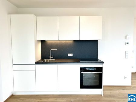 Urbanes Wohnen im High Five Tower ab Sommer 2025! Kompakte 1-Zimmer-Wohnung mit Loggia im 18.OG - Photo 2