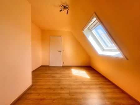 Alleenstaande woning met grote tuin en garage te Knokke - Foto 4