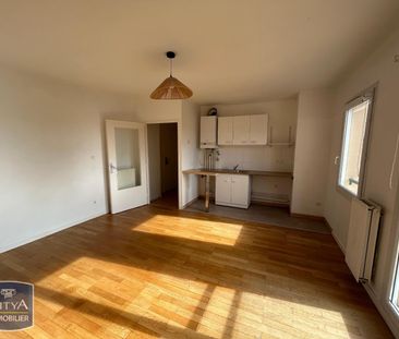 Location Appartement 2 pièces 38m² CORBEIL ESSONNES 91100 - Photo 5