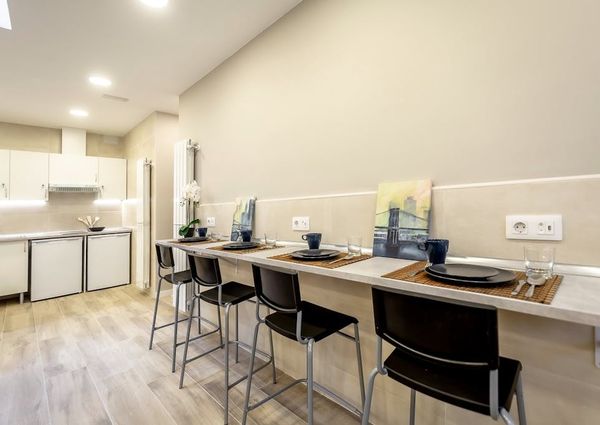 Calle del Puerto de Canfranc, Madrid, Community of Madrid 28038