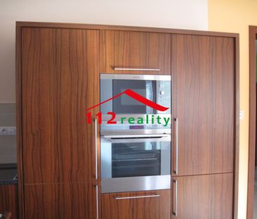 Na prenájom 4 izbový bungalov, garáž, plus 3 parkovacie miesta, ide... - Photo 3