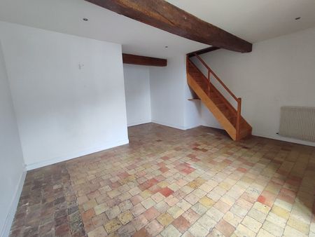 Location Appartement 3 pièces 83m² - Photo 4
