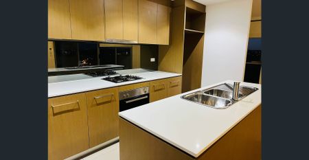 Large Double side Facing 2 bedroom apartment for Rent. Don't Miss out. - Photo 2