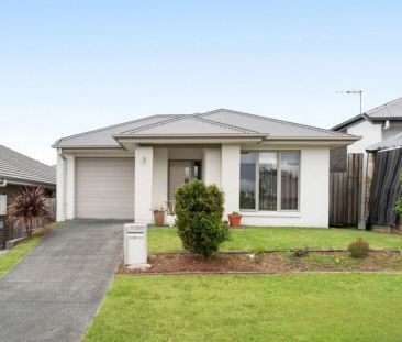 Charming Family Home in Flagstone - Photo 1