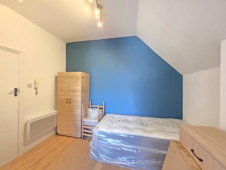 Studio to rent - Photo 3