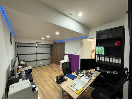 A Modern house perfect for families in a quiet street - Photo 2