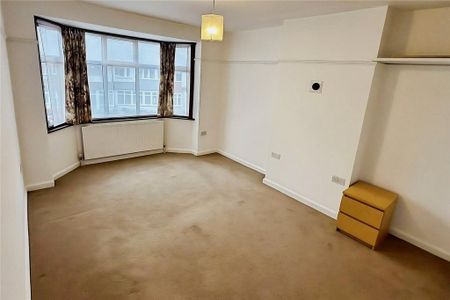 4 bedroom terraced house to rent - Photo 4