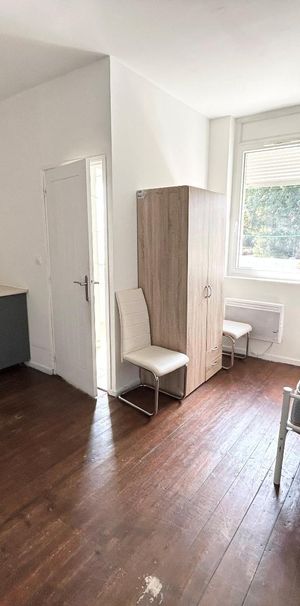 Location Appartement 1 pièce 19m² FAMARS 59300 - Photo 1