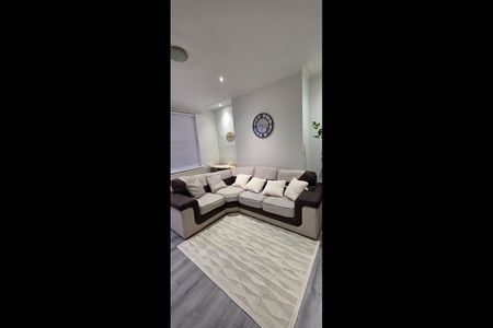 2 Bed Terraced House, Clifton Avenue, LS9 - Photo 4