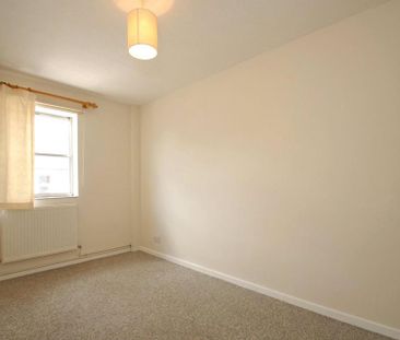 2 bedroom property to rent - Photo 4